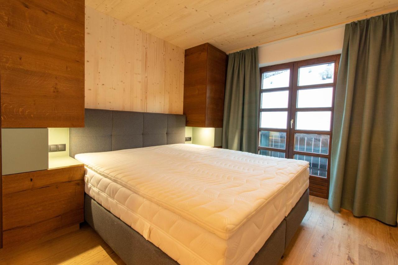 Wally Berg-Appartements Zams Bagian luar foto