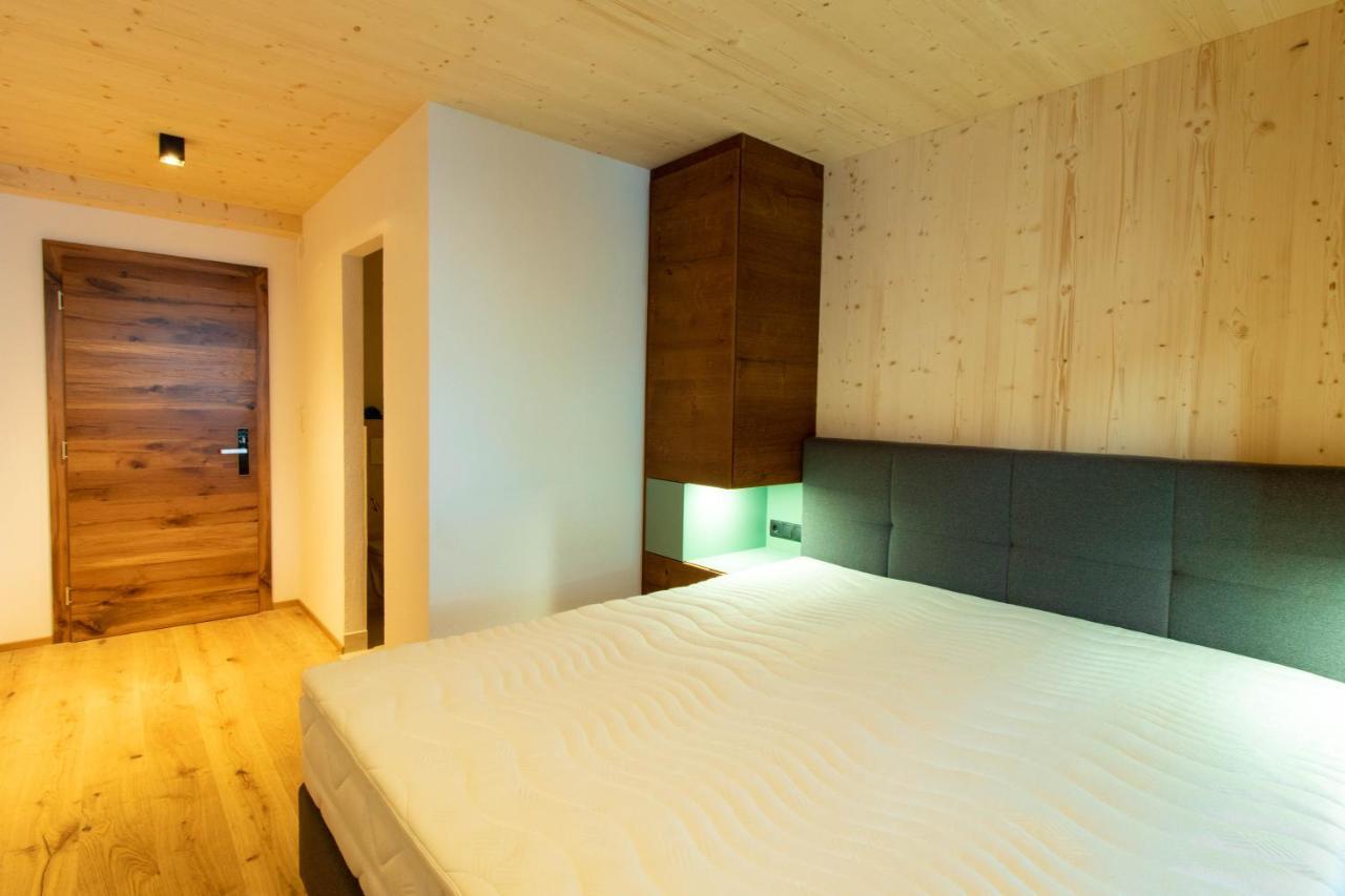 Wally Berg-Appartements Zams Bagian luar foto