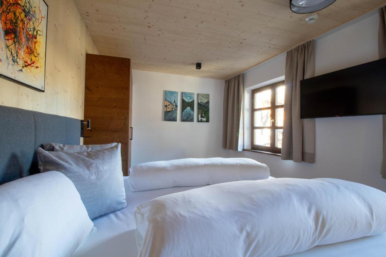 Wally Berg-Appartements Zams Bagian luar foto