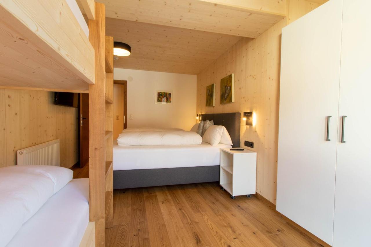 Wally Berg-Appartements Zams Bagian luar foto
